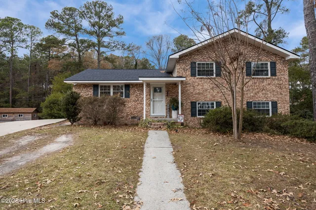 $340,000 | 206 Pamlico Drive, Washington, NC 27889