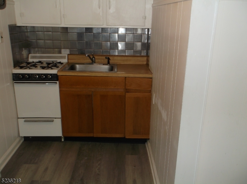 2 Plane Street, Unit C Butler, NJ 07405 - Photo 5 of 9 a utility room with dryer and washer