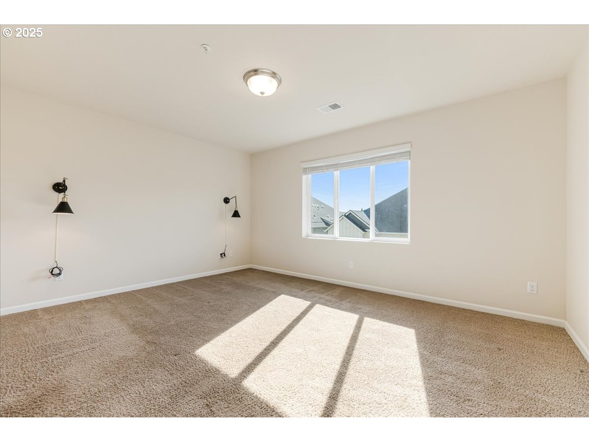 15630 Northwest Brugger Road Portland, OR 97229 - Photo 20 of 39 Bedroom, Primary