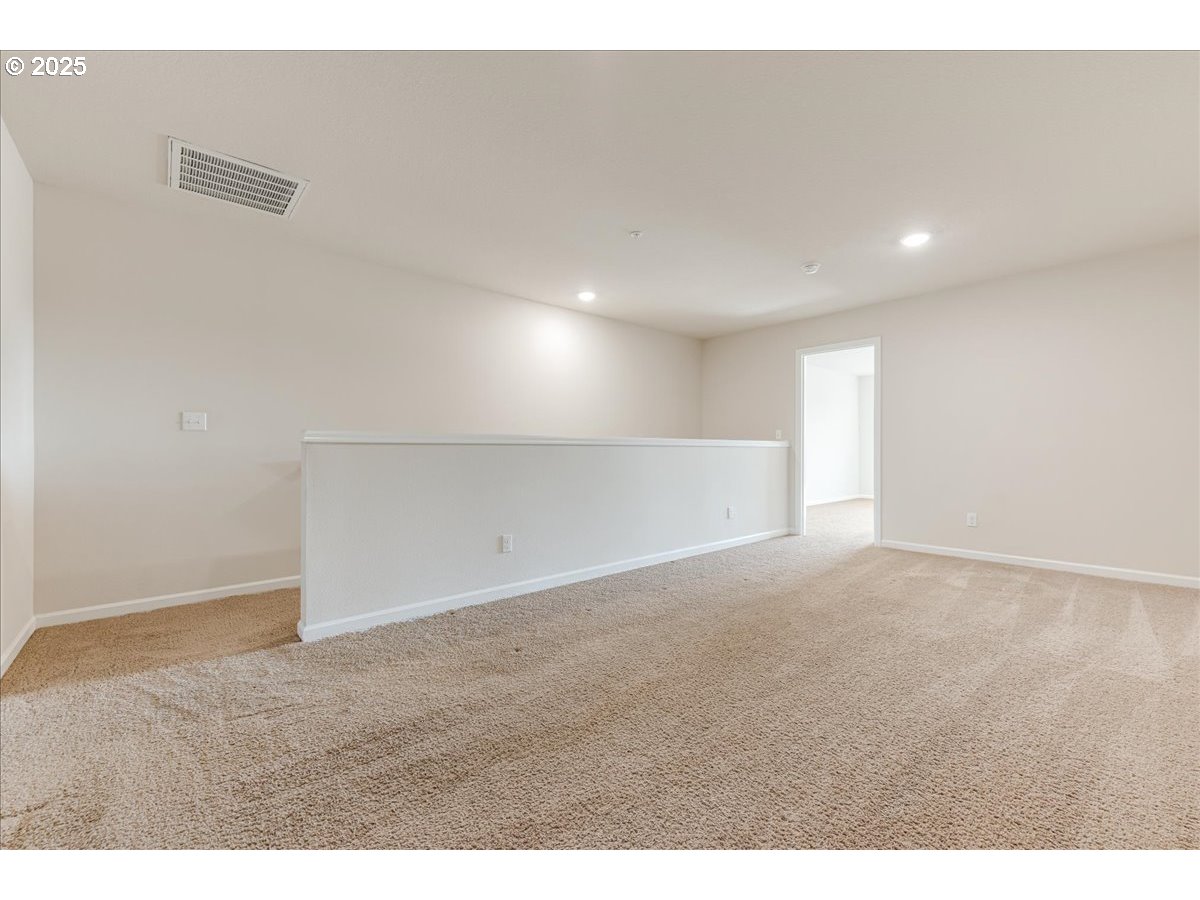 15630 Northwest Brugger Road Portland, OR 97229 - Photo 27 of 39 Loft