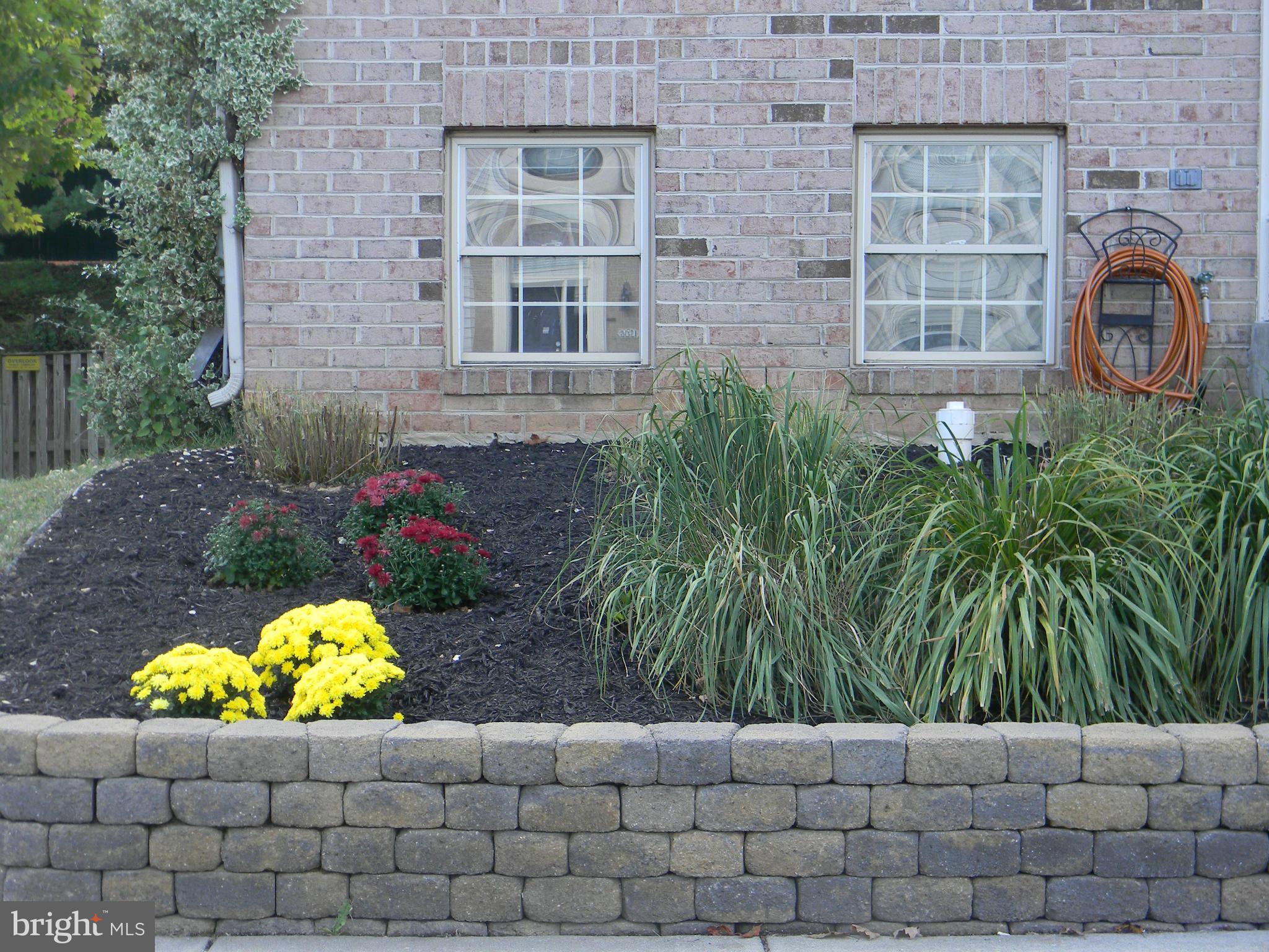 1513 Rambling Way South Frederick, MD 21701 - Photo 3 of 29 VERY PRETTY HARDSCAPE OUT FRONT