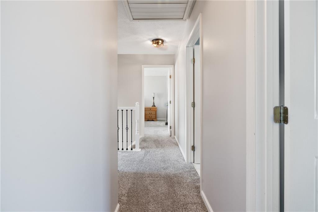 8840 Hilltop Road Irwin, PA 15642 - Photo 21 of 33 Gallery Image 21