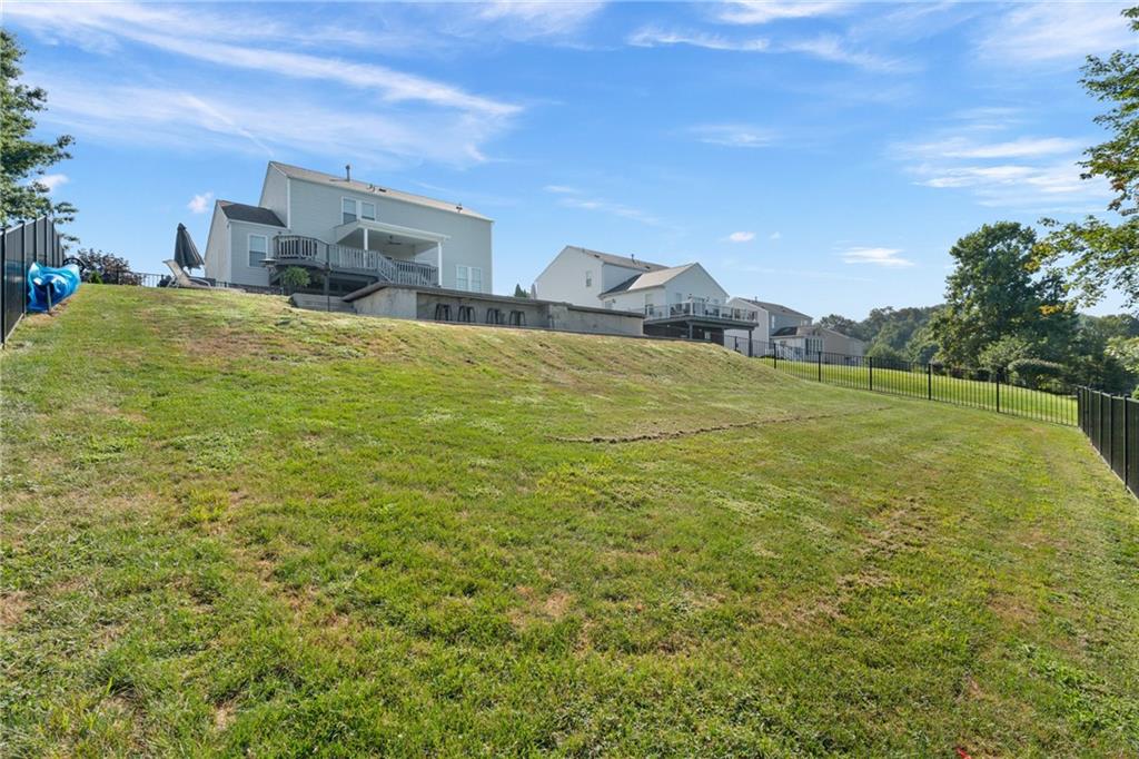 8840 Hilltop Road Irwin, PA 15642 - Photo 30 of 33 Gallery Image 30