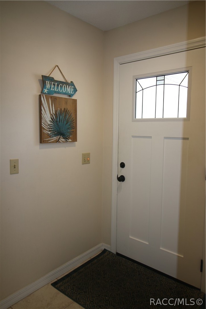 908 Pritchard Island Road Inverness, FL 34450 - Photo 2 of 25