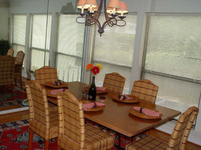 710 South Mobile Street, Unit 44 Fairhope, AL 36532 - Photo 19 of 41 Dining room