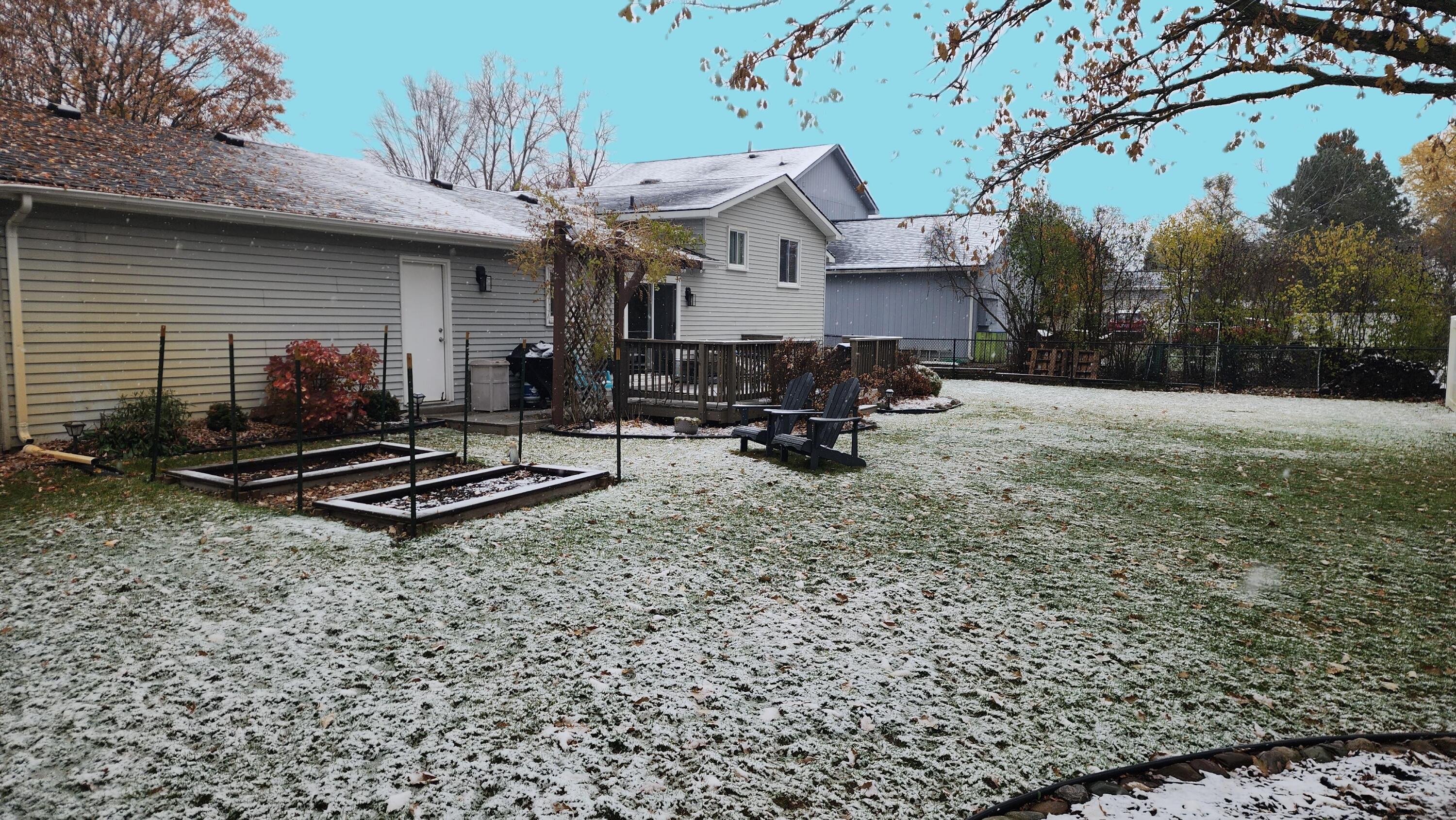 5145 Greer Road West Bloomfield, MI 48324 - Photo 22 of 24 Huge fenced yard