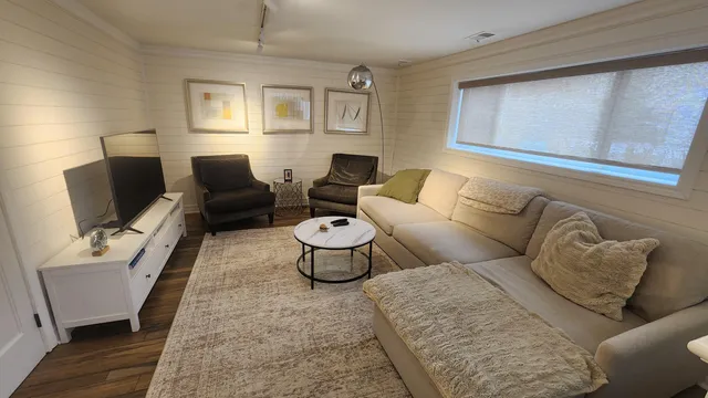 $2,500 | 5145 Greer Road, West Bloomfield, MI 48324