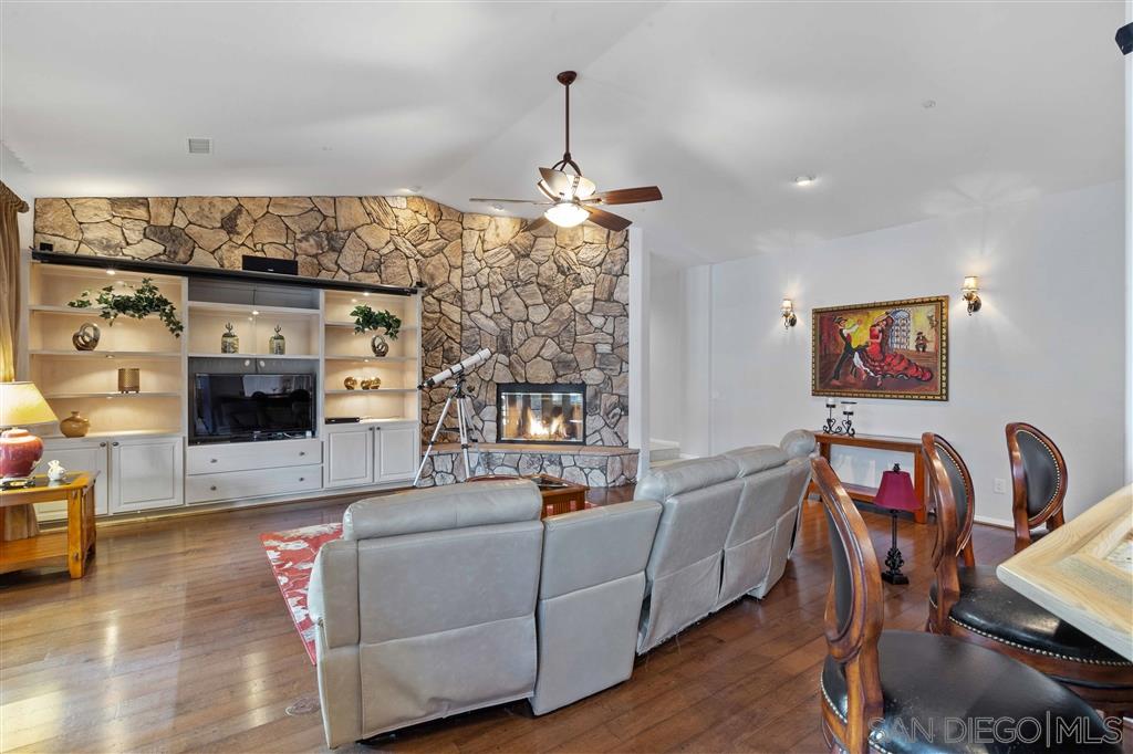 13859 Country Creek Road Poway, CA 92064 - Photo 14 of 23 Gallery Image 14
