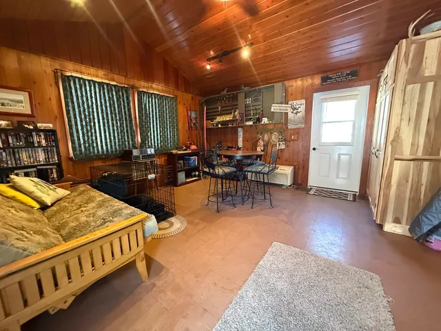 $50,000 | 1930 Hideaway Hills Lane, Unit 8, Lansing, IA 52151