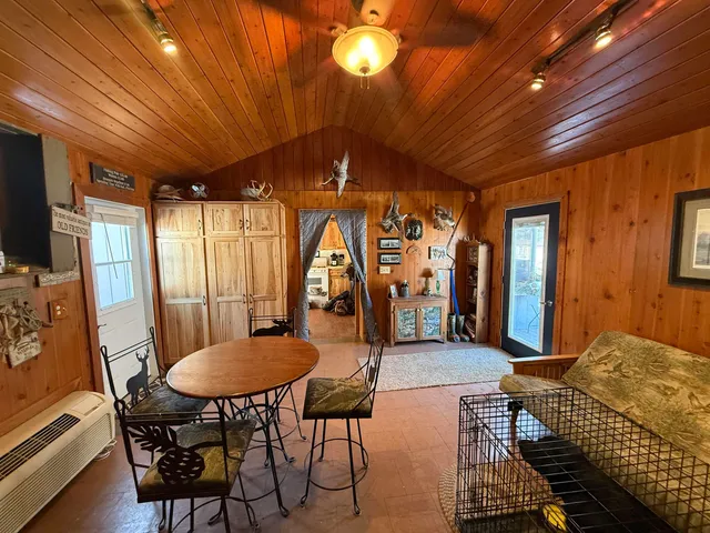 $50,000 | 1930 Hideaway Hills Lane, Unit 8, Lansing, IA 52151