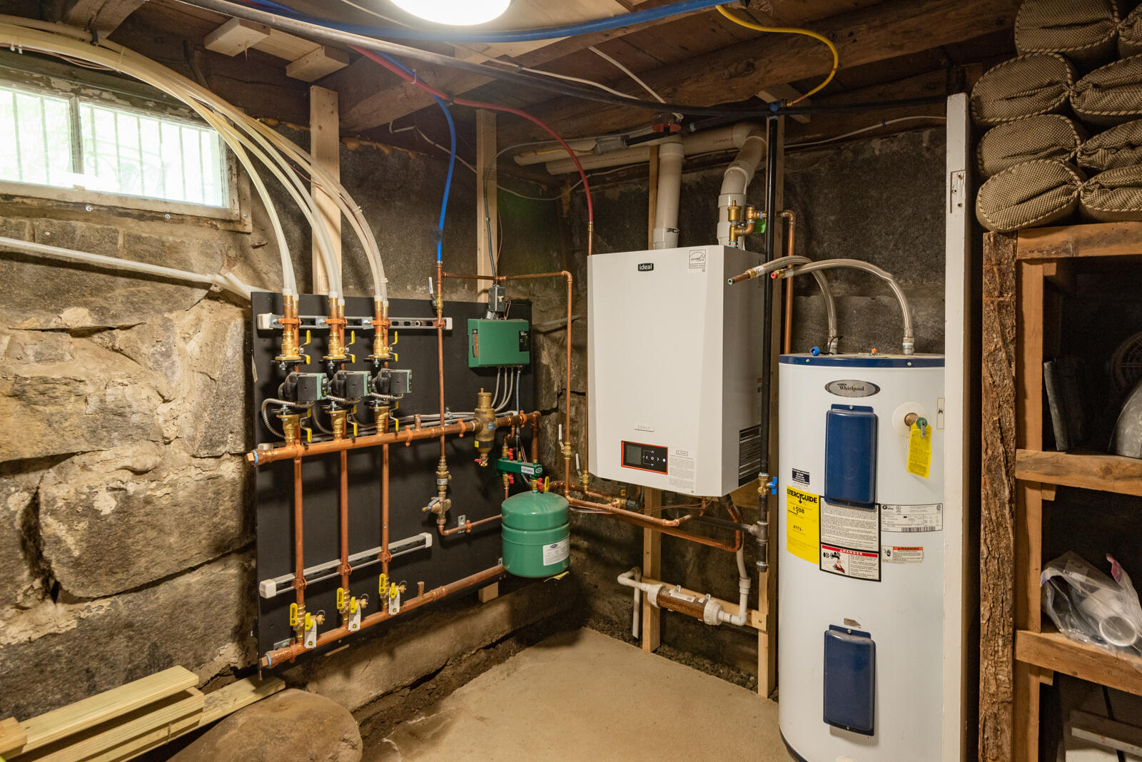 46 Augusta Road, Unit 1 Rome, ME 04963 - Photo 58 of 81 lakehome_augustaroad078