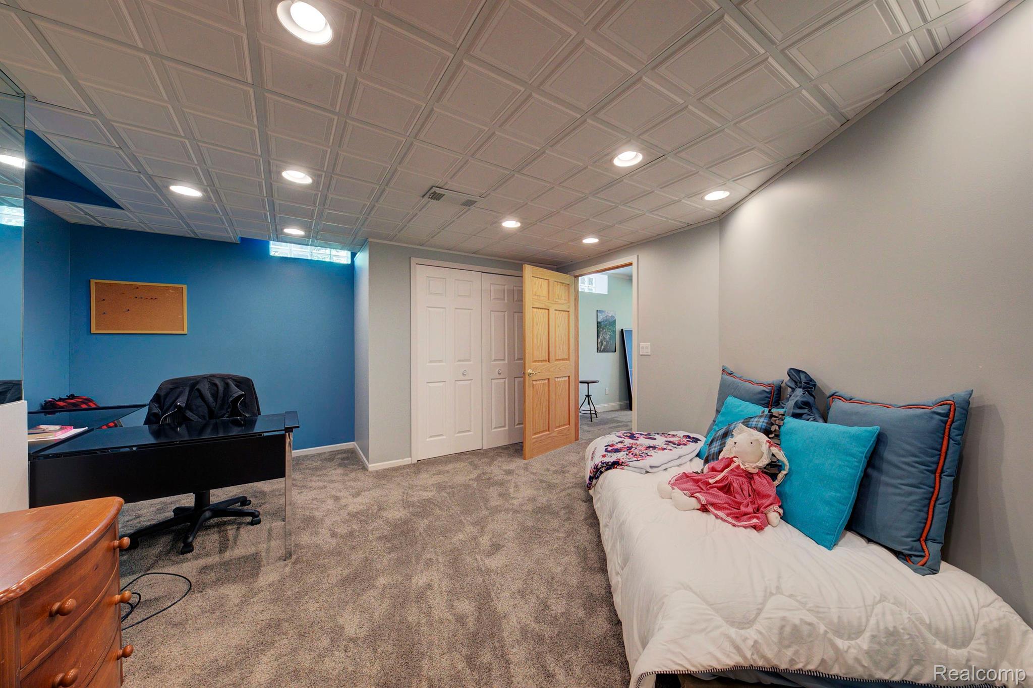 10121 Allen Road Clarkston, MI 48348 - Photo 55 of 95 Gallery Image 55