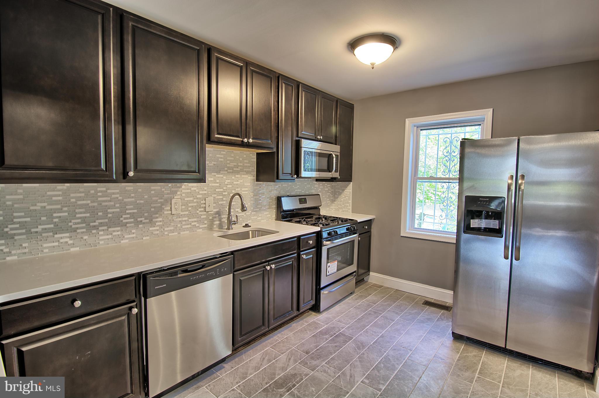 4036 Cedardale Road Baltimore, MD 21215 - Photo 14 of 28 Kitchen