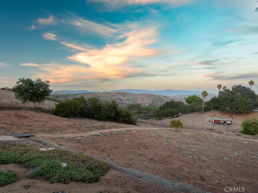 9430 West Lilac Road Escondido, CA 92026 - Photo 5 of 75 Gallery Image 5