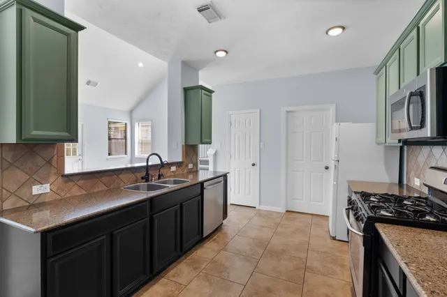 $289,900 | 20124 Bitter Root Drive, Porter, TX 77365