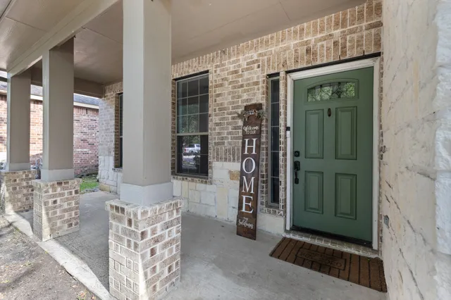 $289,900 | 20124 Bitter Root Drive, Porter, TX 77365