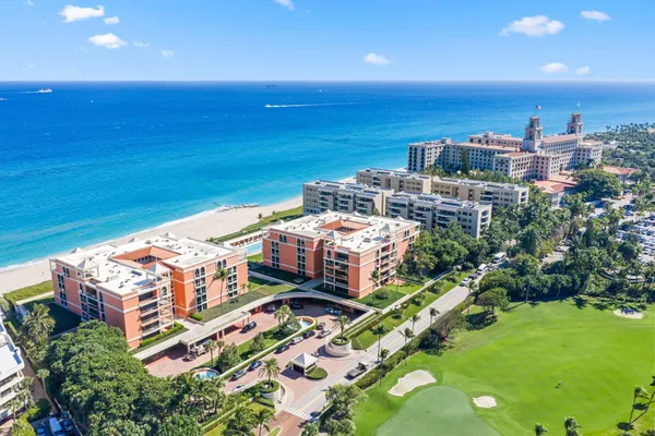 $6,590,000 | 2 North Breakers Row, Unit S32, Palm Beach, FL 33480