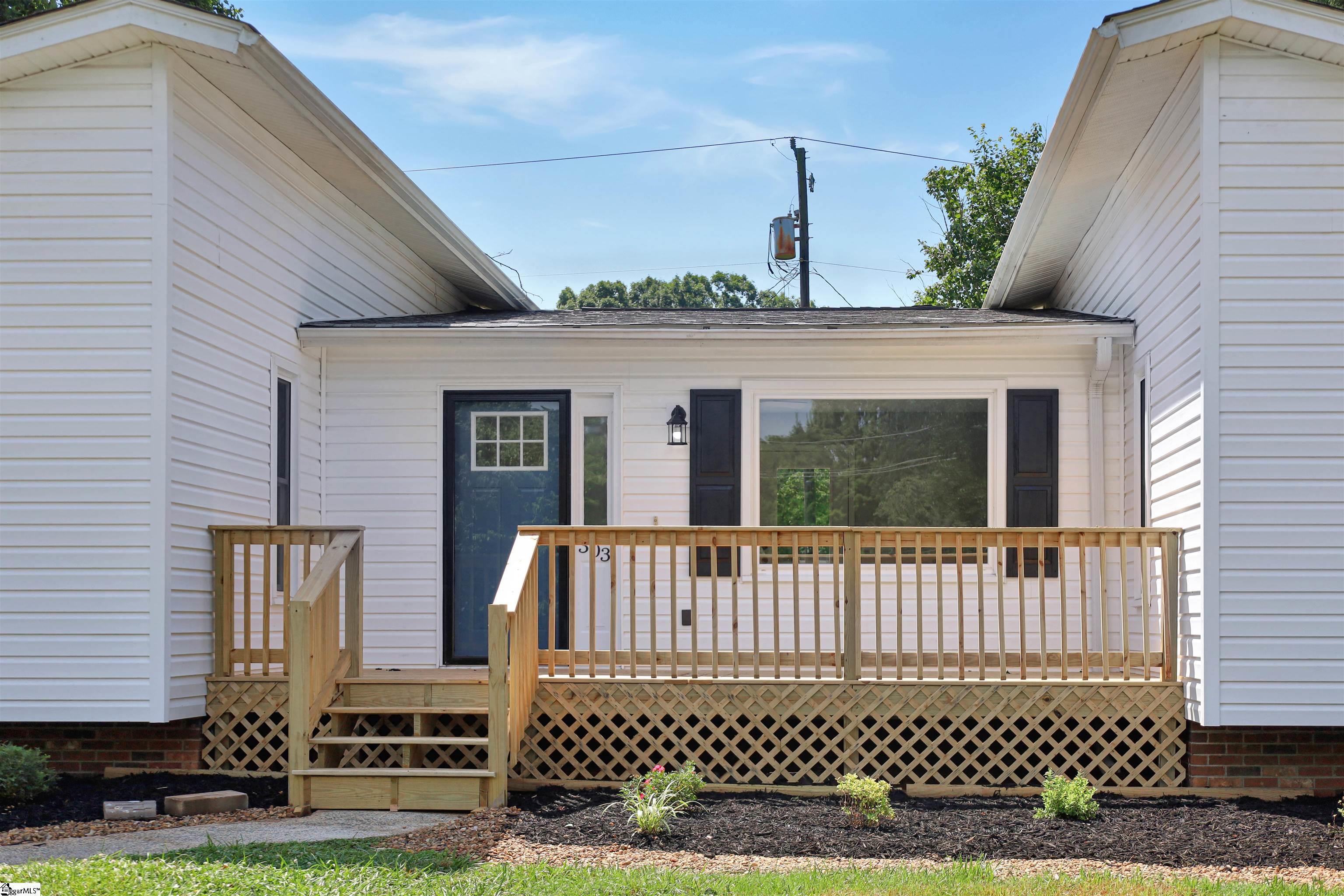 303 Sharon Lane Easley, SC 29640 - Photo 2 of 28