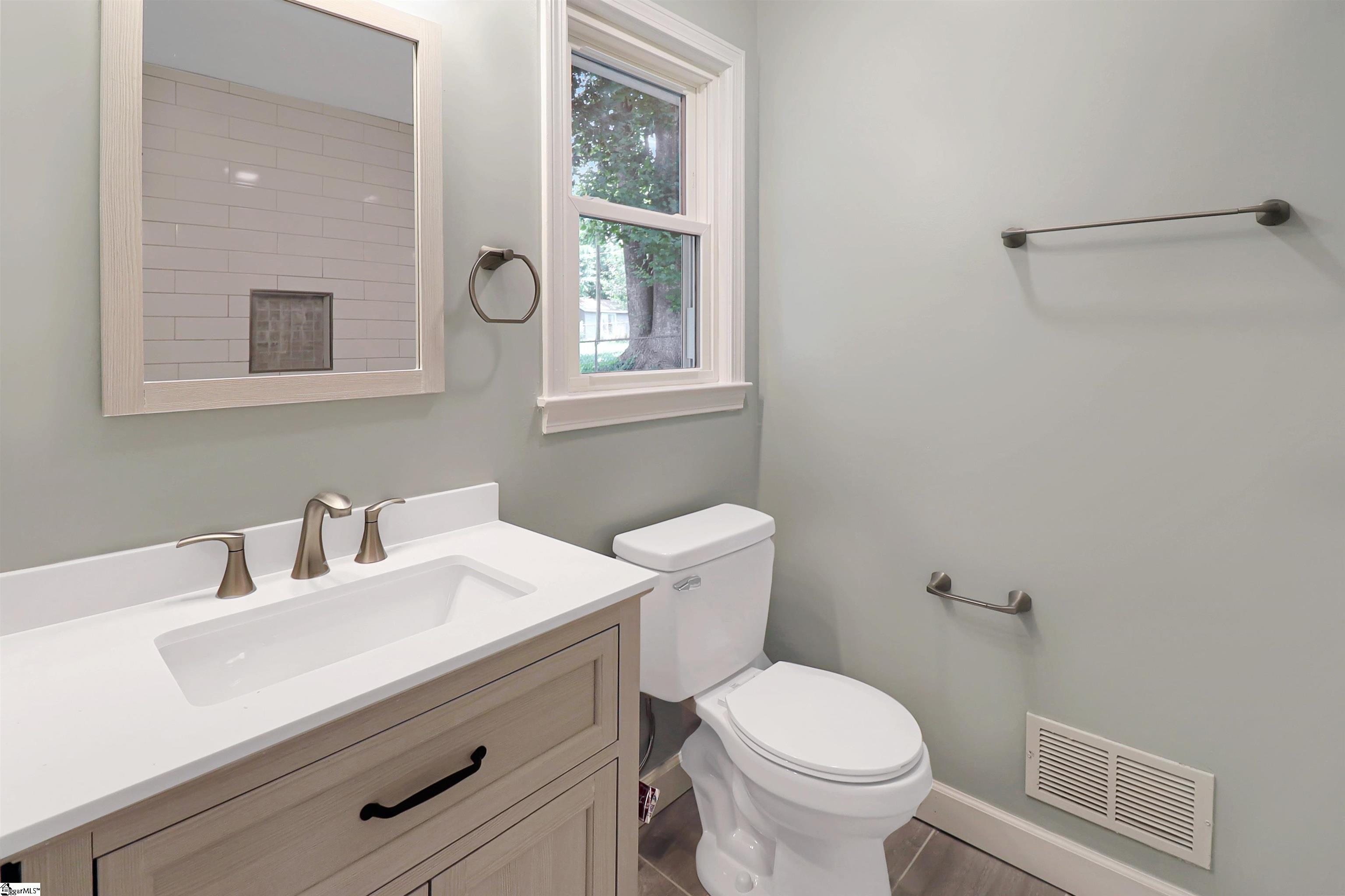 303 Sharon Lane Easley, SC 29640 - Photo 22 of 28