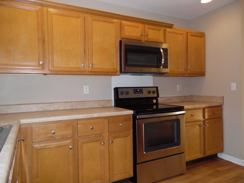 2216 Sherwood Road Kingsport, TN 37664 - Photo 10 of 33 Plenty of Storage