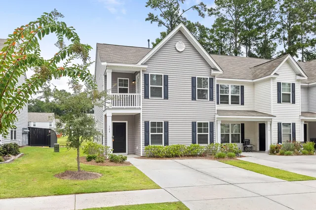 $293,900 | 143 Spencer Circle, Summerville, SC 29485
