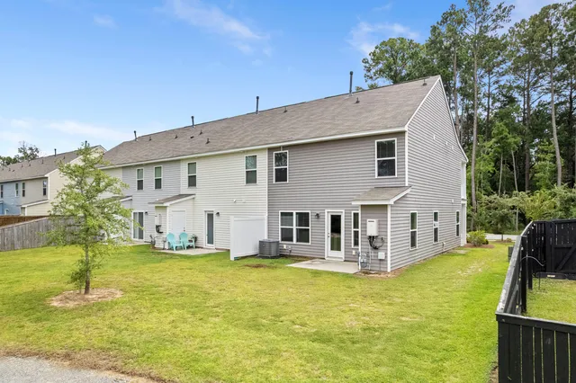 $293,900 | 143 Spencer Circle, Summerville, SC 29485