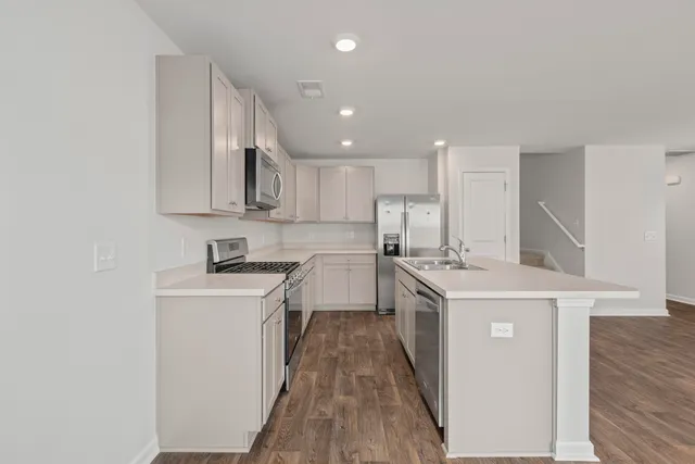 $293,900 | 143 Spencer Circle, Summerville, SC 29485