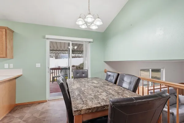 $425,000 | 6840 North Oxford Drive, Spokane, WA 99208