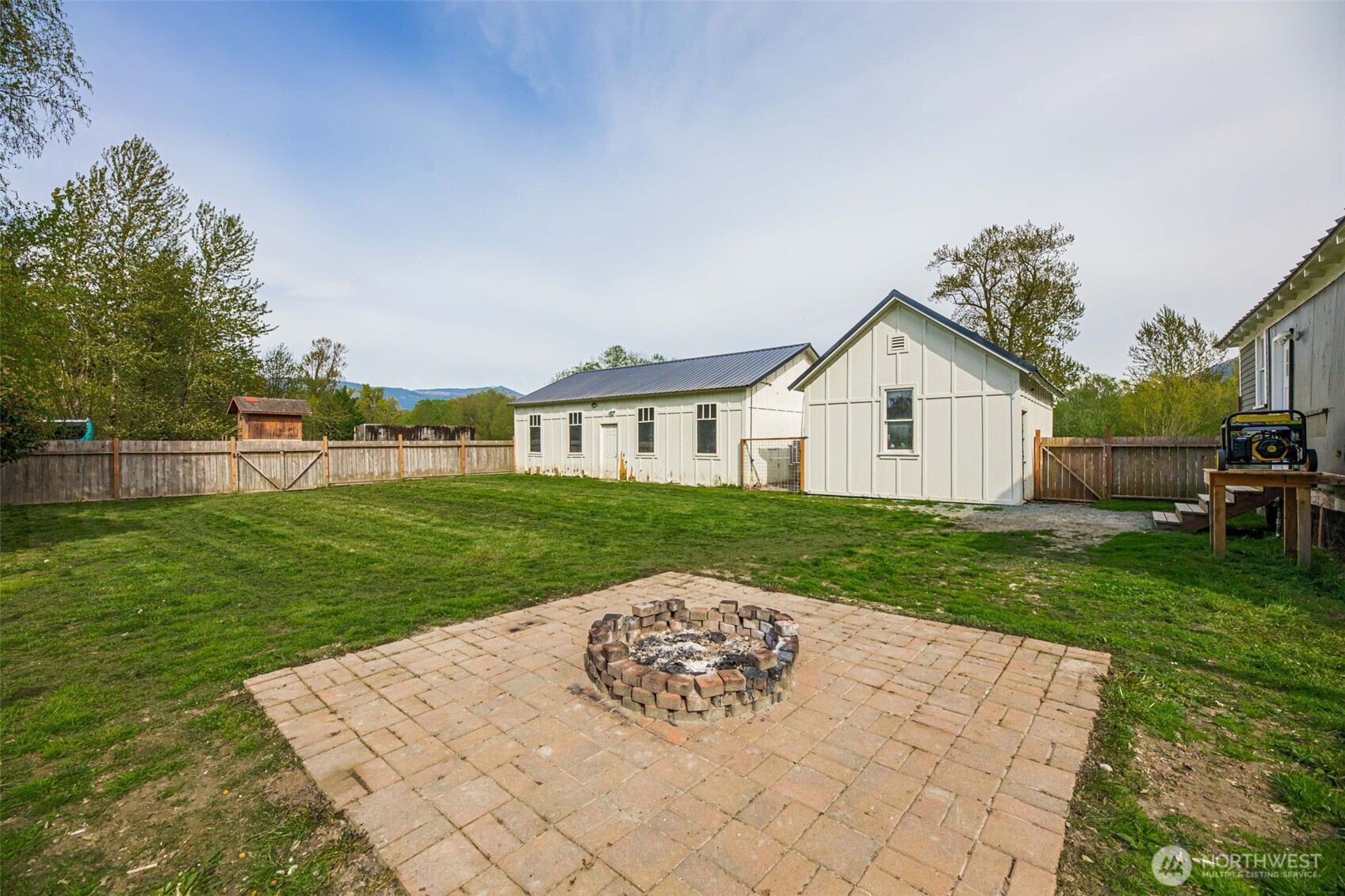 307 Maple Street Hamilton, WA 98255 - Photo 35 of 40