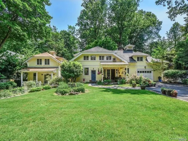 $3,400 | 6 Tower Road, Glen Cove, NY 11542