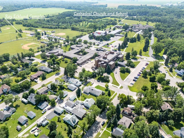 $228,000 | 612 Walsh Street, Crookston, MN 56716