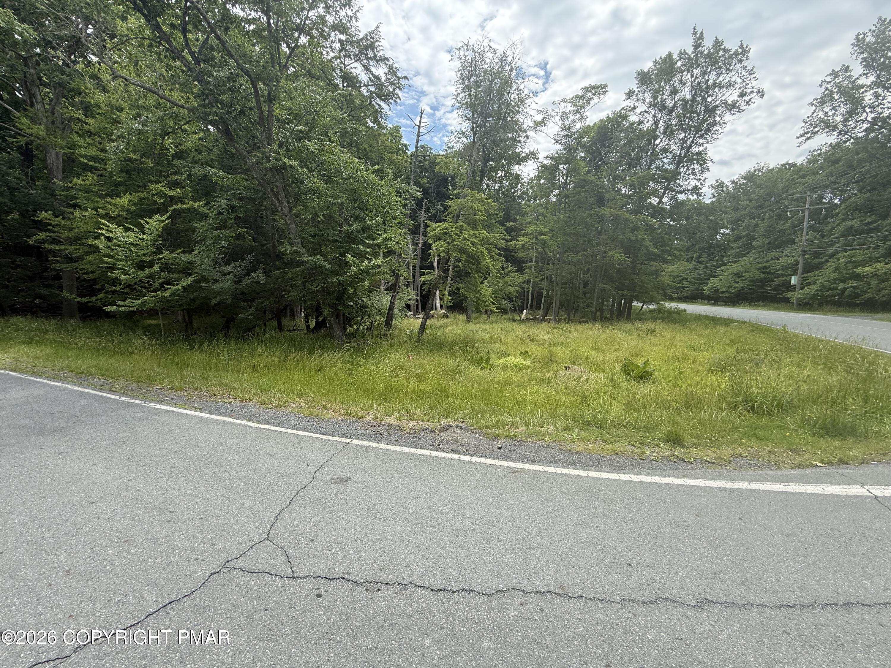 695 Decker Road Bushkill, PA 18324 - Photo 2 of 2 Decker 2