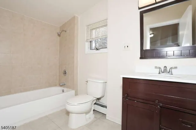 $2,800 | 68 Mohawk Avenue, Hawthorne, NJ 07506