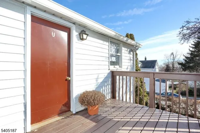 $2,800 | 68 Mohawk Avenue, Hawthorne, NJ 07506