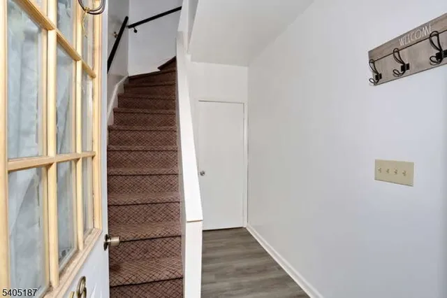 $2,800 | 68 Mohawk Avenue, Hawthorne, NJ 07506