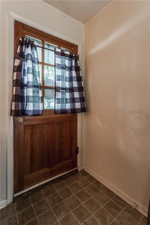 813 Danielle Road Lebanon, IN 46052 - Photo 3 of 17 Gallery Image 3