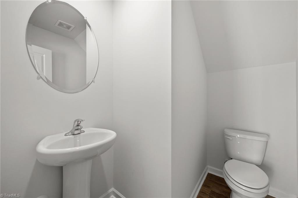 4604 Heatherly Road Winston-Salem, NC 27105 - Photo 11 of 31 Main Level 1/2 bath