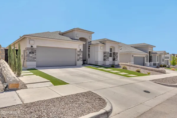 $349,000 | 12832 Indian Cyn Drive, Horizon City, TX 79928