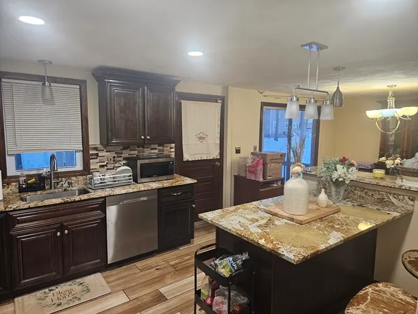 $719,900 | 33 Hemlock Terrace, Randolph, MA 02368