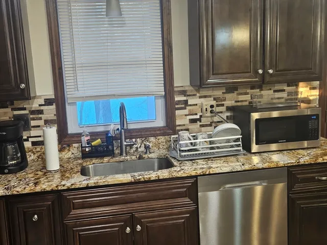 $750,000 | 33 Hemlock Terrace, Randolph, MA 02368