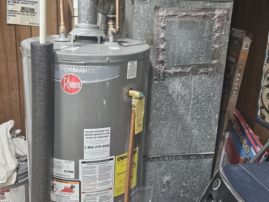 33 Hemlock Terrace Randolph, MA 02368 - Photo 15 of 27