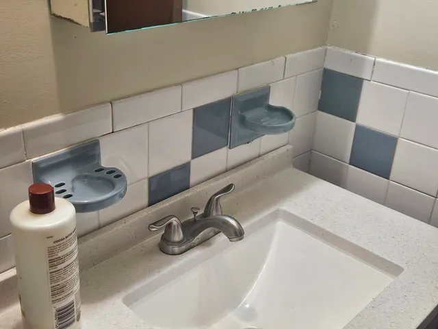 $750,000 | 33 Hemlock Terrace, Randolph, MA 02368