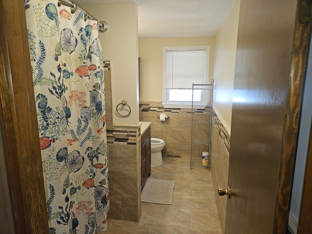 33 Hemlock Terrace Randolph, MA 02368 - Photo 19 of 27