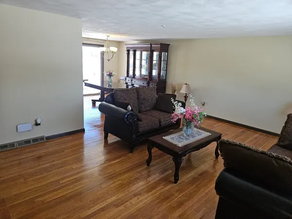 $719,900 | 33 Hemlock Terrace, Randolph, MA 02368