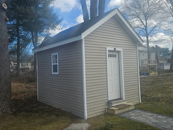 $719,900 | 33 Hemlock Terrace, Randolph, MA 02368