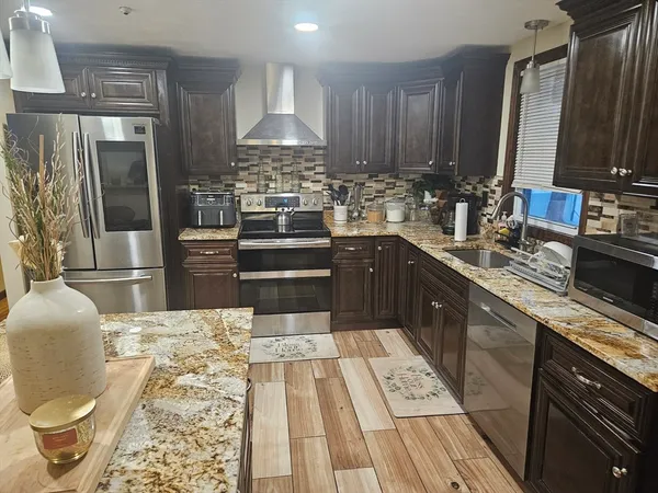 $719,900 | 33 Hemlock Terrace, Randolph, MA 02368