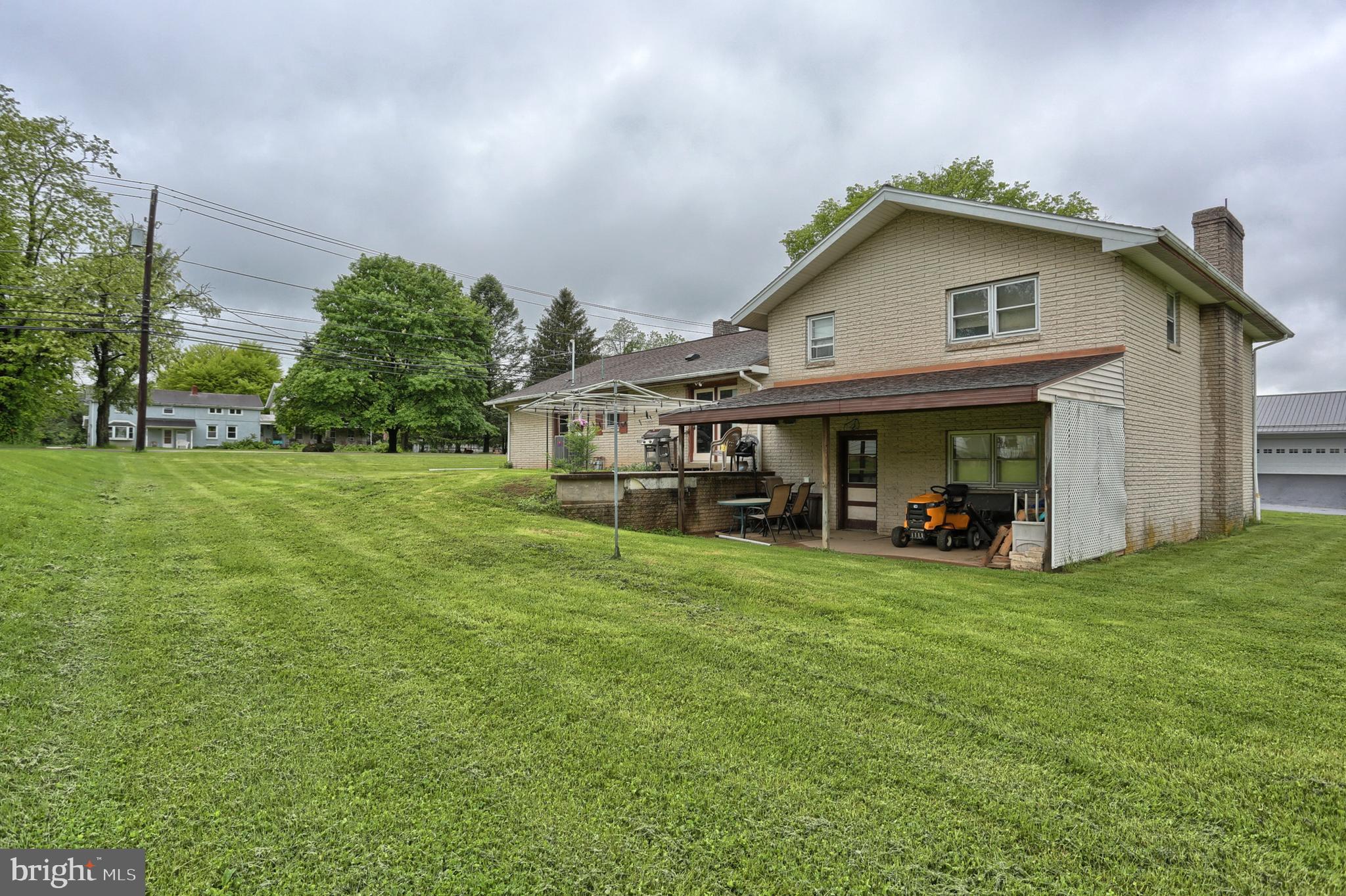 310 Robin Road Hershey, PA 17033 - Photo 19 of 20 Gallery Image 19