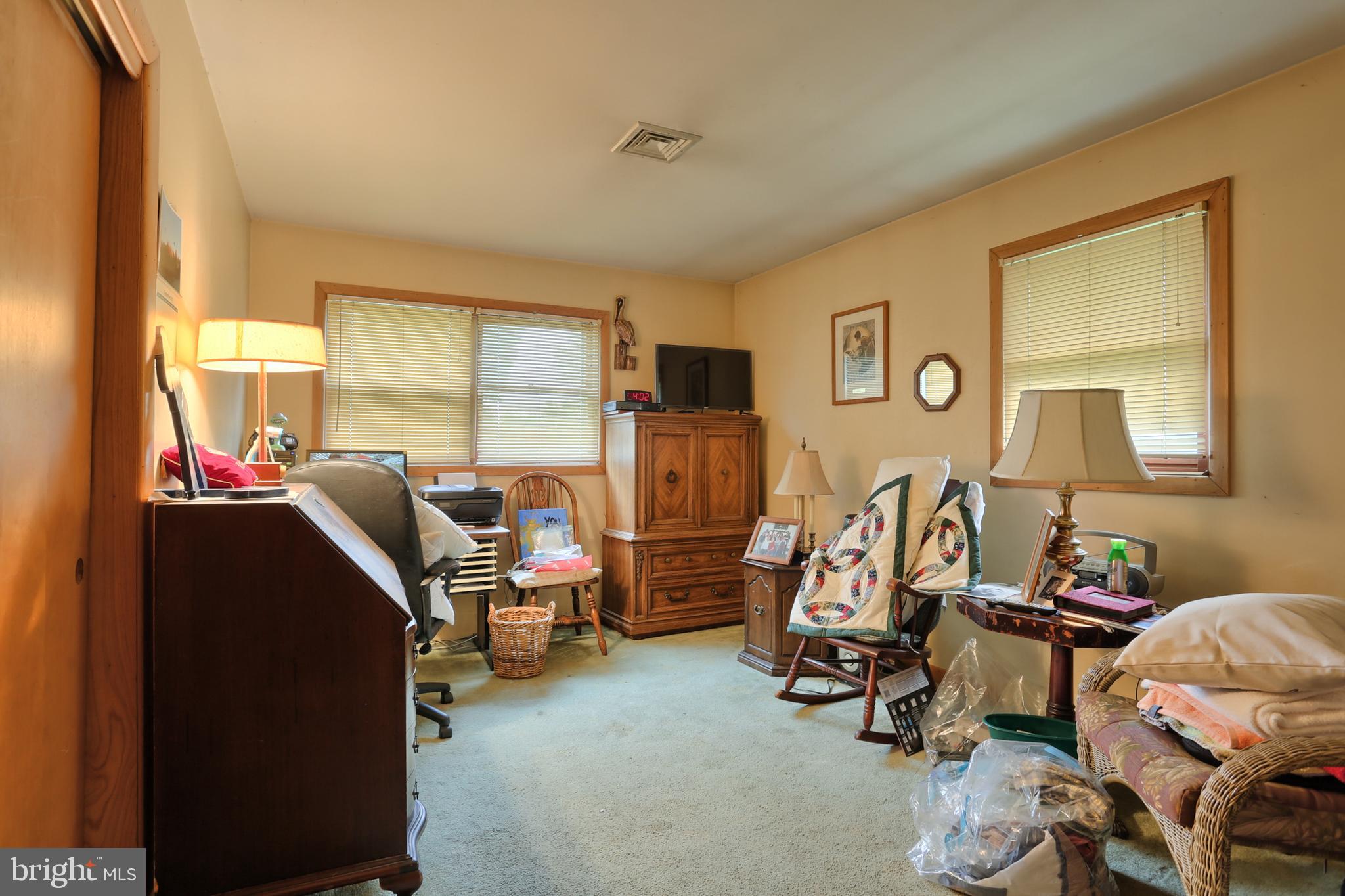 310 Robin Road Hershey, PA 17033 - Photo 8 of 20 Gallery Image 8