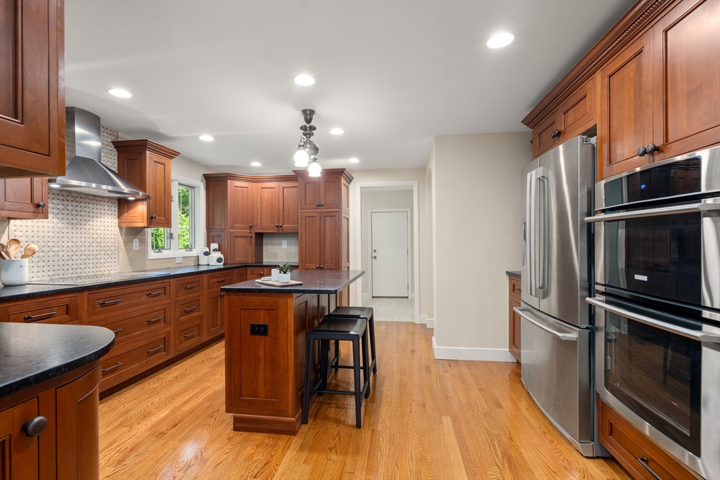 74 Oregon Road Ashland, MA 01721 - Photo 6 of 37