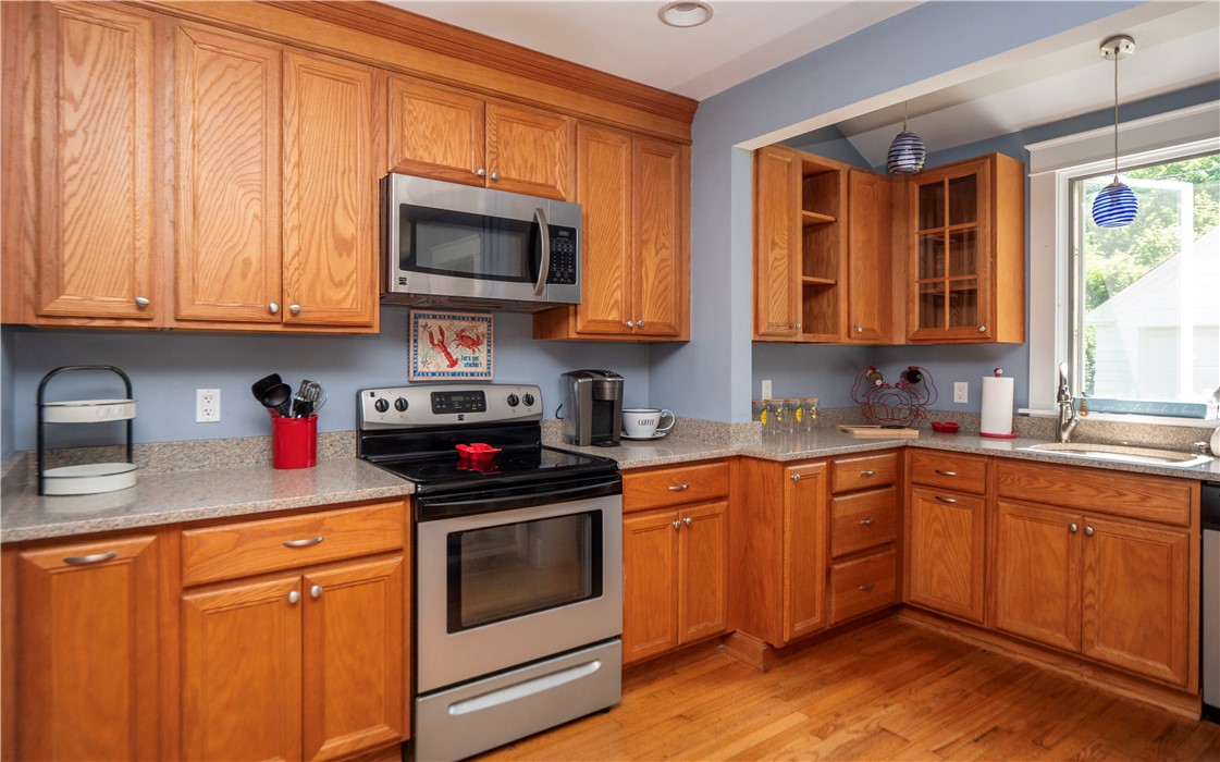 3 Rowland Road Newport, RI 02840 - Photo 25 of 46 Gallery Image 25